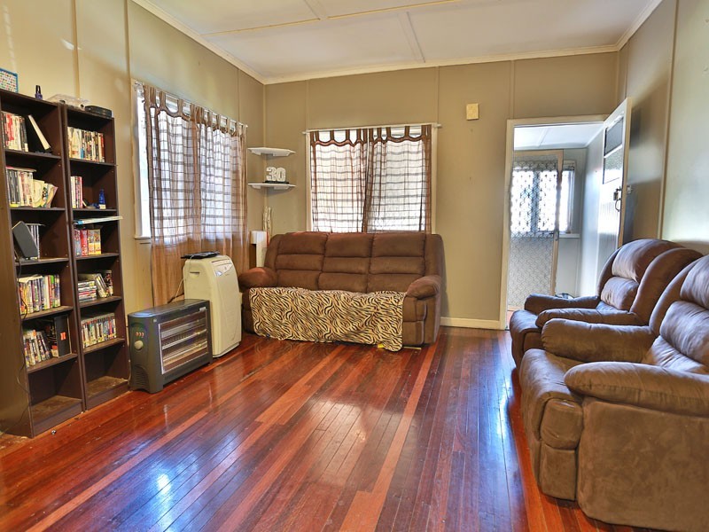 30 Louis Street, Redcliffe QLD 4020