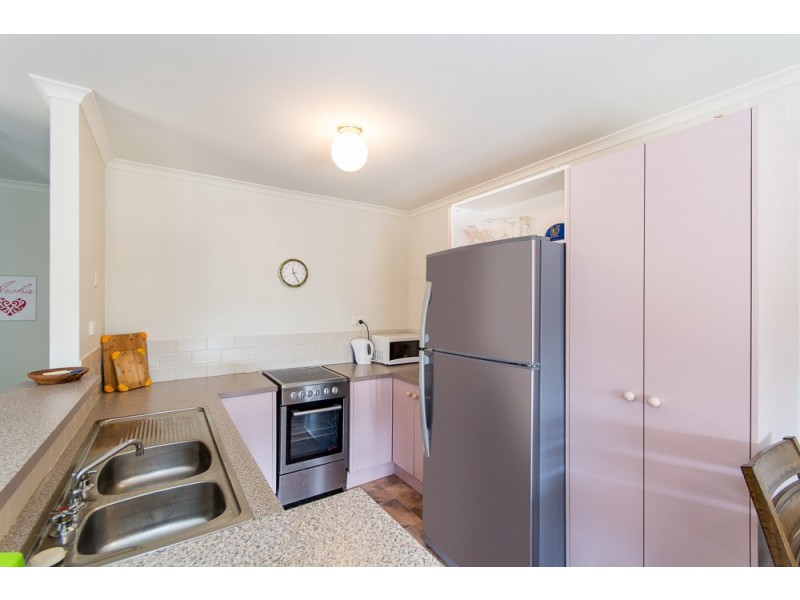 2/6 Desert Willow Way, Fitzgibbon QLD 4018