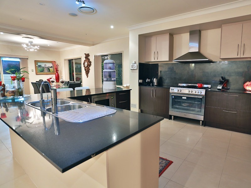 16 Canopus Street, Bridgeman Downs QLD 4035