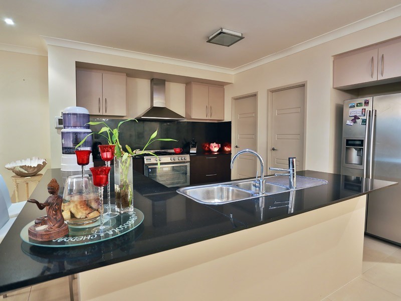 16 Canopus Street, Bridgeman Downs QLD 4035