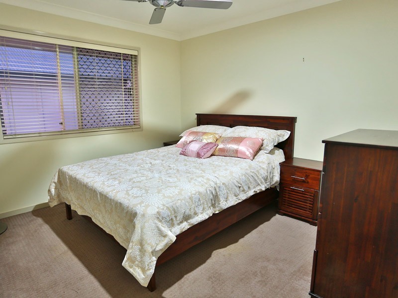 16 Canopus Street, Bridgeman Downs QLD 4035