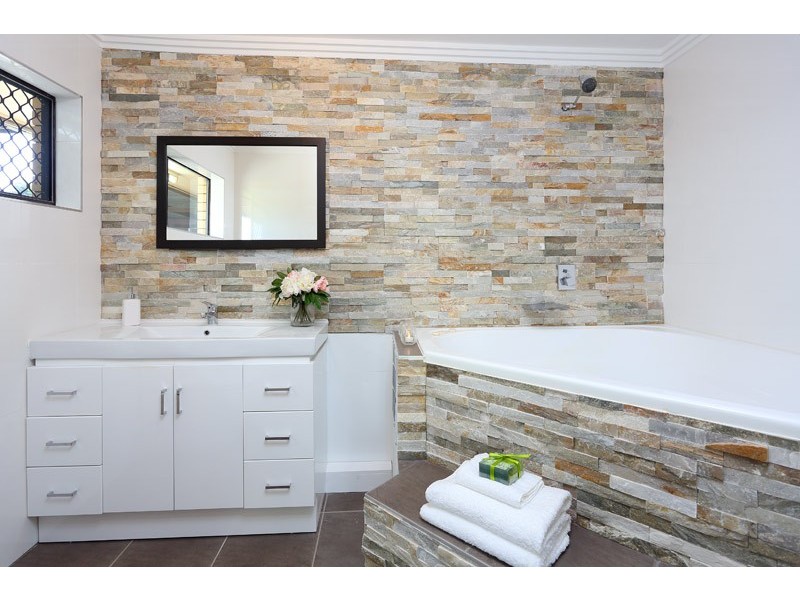 12 Meelagh Street, Bracken Ridge QLD 4017