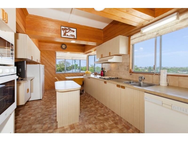 182 Kitchener Road, Kedron QLD 4031