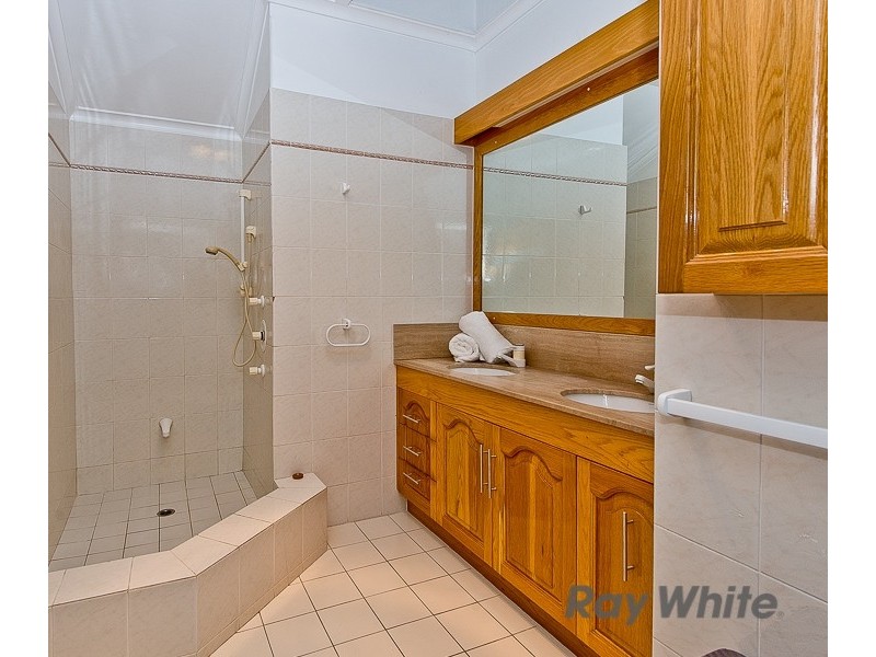 184 Graham Road, Bridgeman Downs QLD 4035