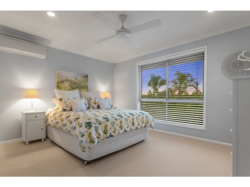 4 Silver Gum Court, Albany Creek QLD 4035