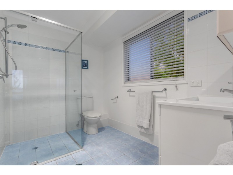 4 Silver Gum Court, Albany Creek QLD 4035