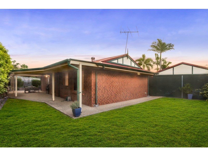 4 Silver Gum Court, Albany Creek QLD 4035