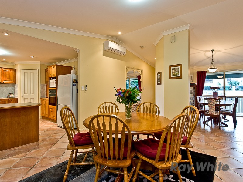 156 Voyager Circuit, Bridgeman Downs QLD 4035