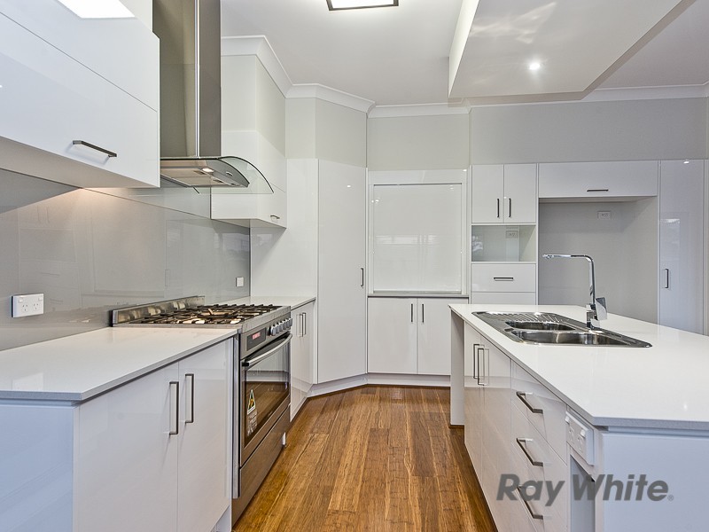 11 Tyler Street, Northgate QLD 4013