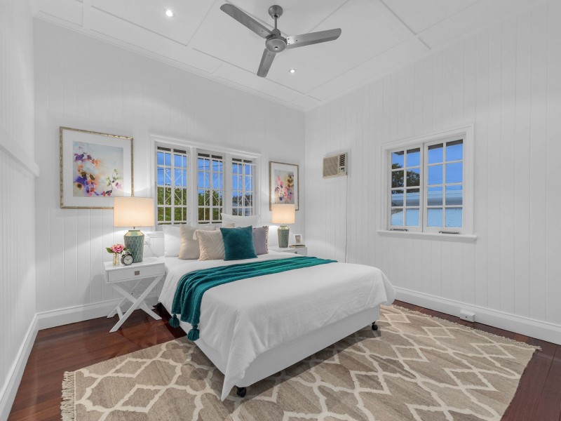 15 Larwill Avenue, Northgate QLD 4013