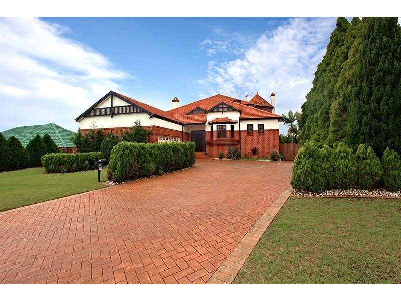 7 Hawkhurst Court, Murrumba Downs QLD 4503
