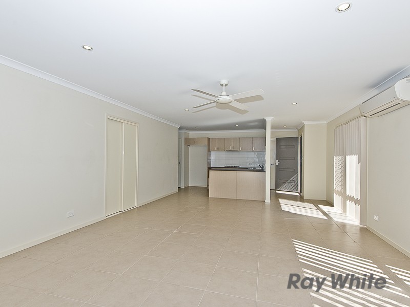 1 and 2, 22 Duporth Crescent, Dakabin QLD 4503