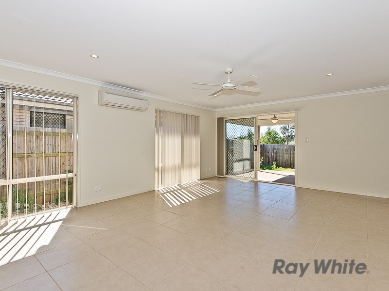 1 and 2, 22 Duporth Crescent, Dakabin QLD 4503