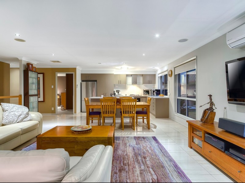 26 Caribou Crescent, Fitzgibbon QLD 4018