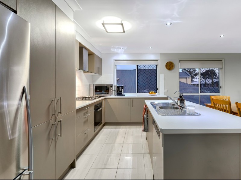 26 Caribou Crescent, Fitzgibbon QLD 4018