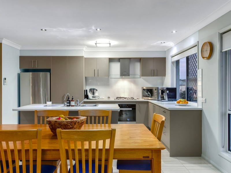 26 Caribou Crescent, Fitzgibbon QLD 4018