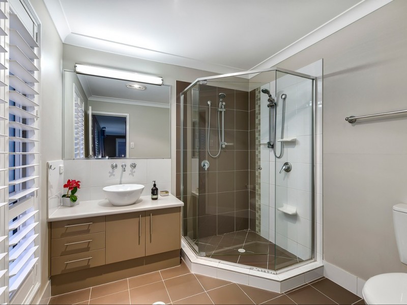 26 Caribou Crescent, Fitzgibbon QLD 4018