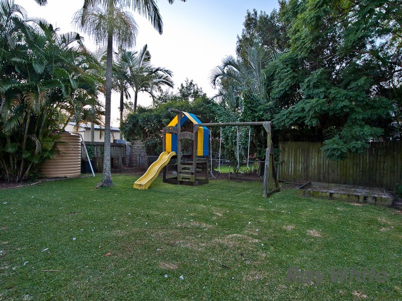 6 Cooper Road, Northgate QLD 4013