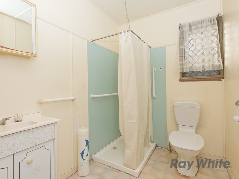 56 Griffith Street, Sandgate QLD 4017