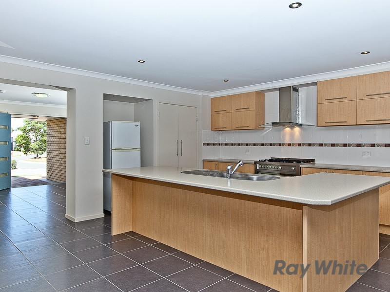 28 Petrie Crescent, Aspley QLD 4034