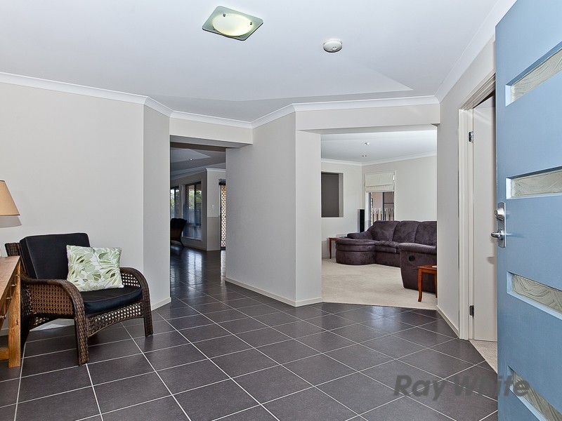 28 Petrie Crescent, Aspley QLD 4034