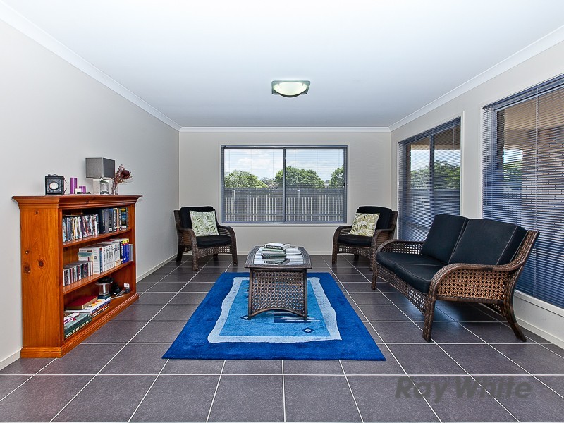 28 Petrie Crescent, Aspley QLD 4034