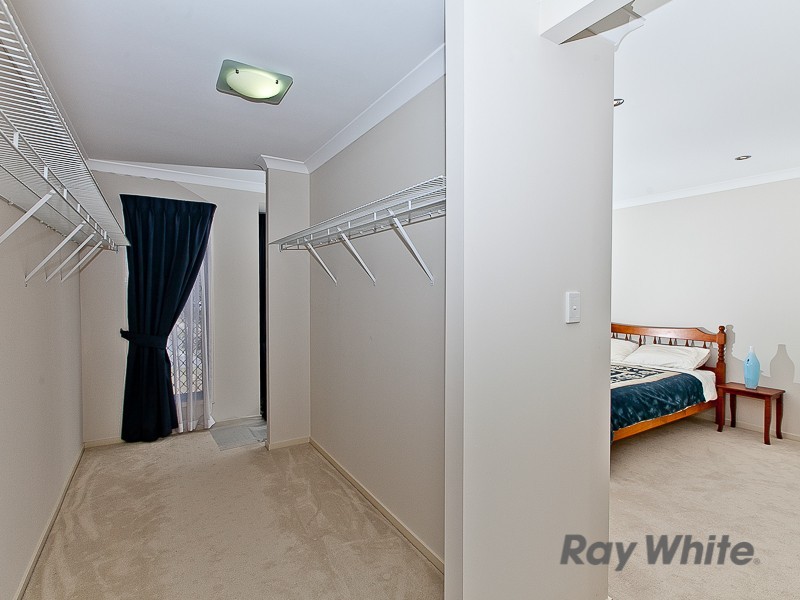 28 Petrie Crescent, Aspley QLD 4034