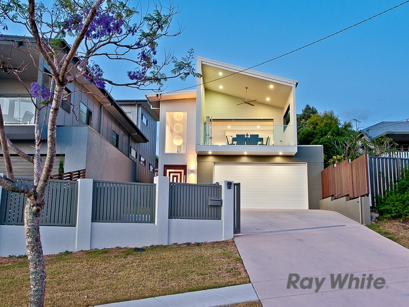 242 Edinburgh Castle Road, Wavell Heights QLD 4012