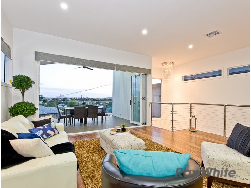 242 Edinburgh Castle Road, Wavell Heights QLD 4012