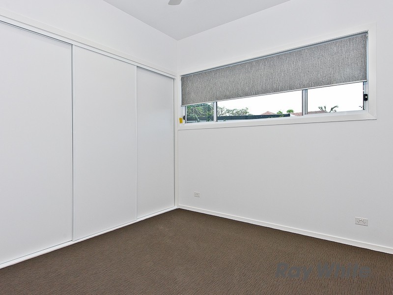 242 Edinburgh Castle Road, Wavell Heights QLD 4012