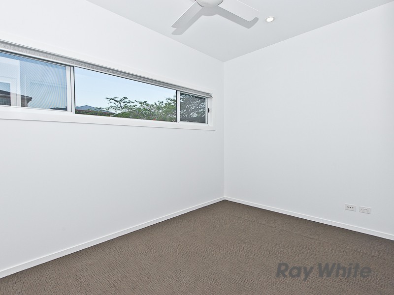 242 Edinburgh Castle Road, Wavell Heights QLD 4012