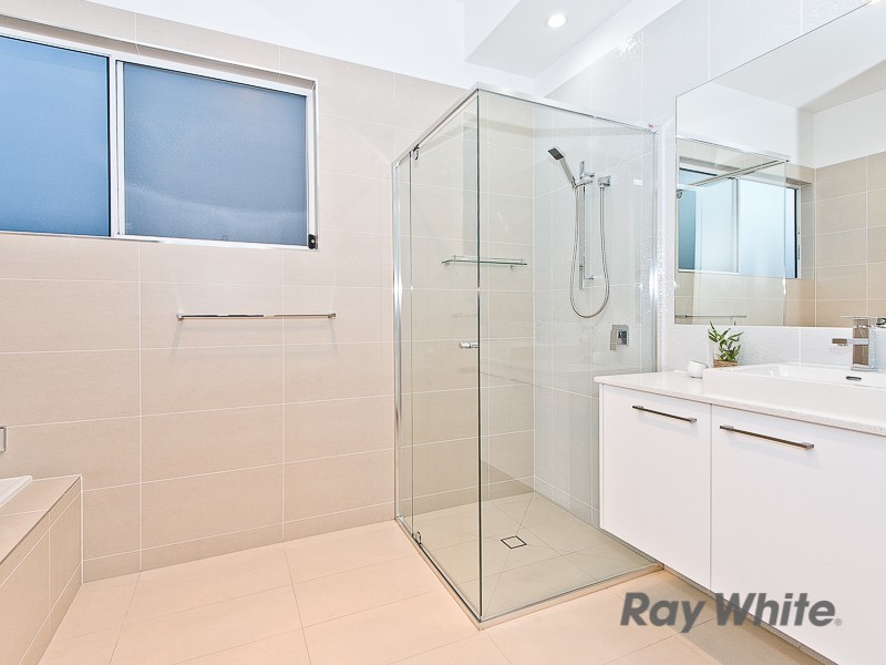 242 Edinburgh Castle Road, Wavell Heights QLD 4012