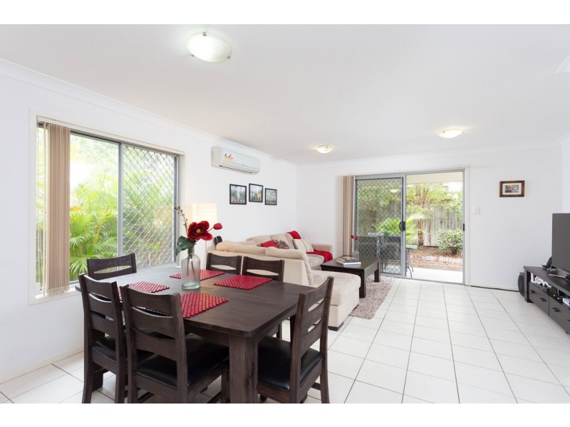 17/6 Myrtle Crescent, Bridgeman Downs QLD 4035