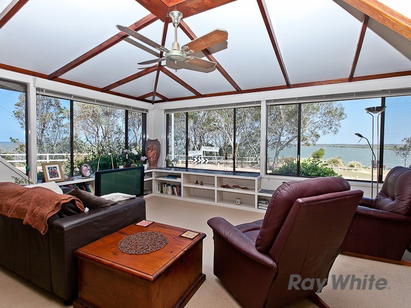 98 Shorncliffe Parade, Shorncliffe QLD 4017