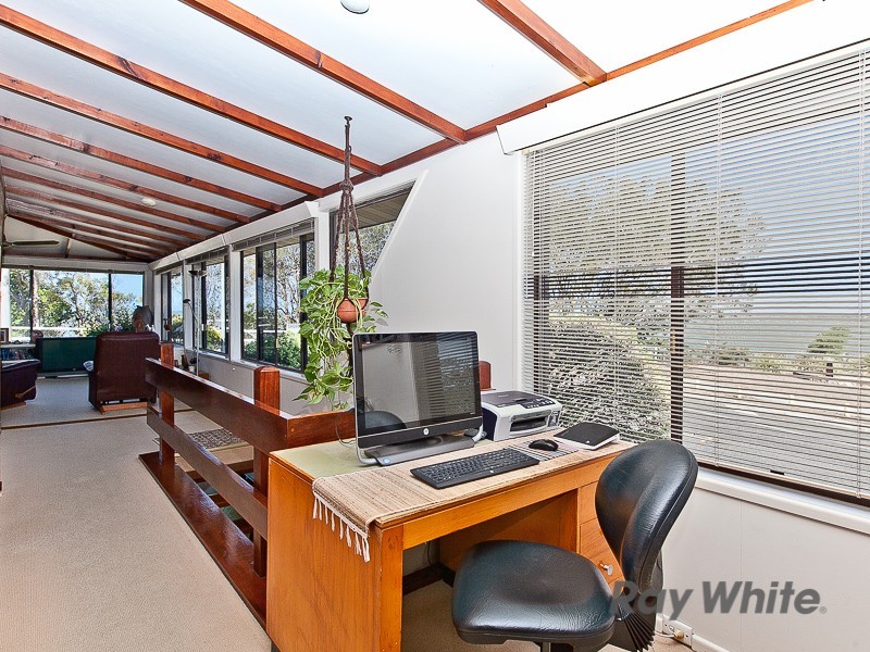 98 Shorncliffe Parade, Shorncliffe QLD 4017