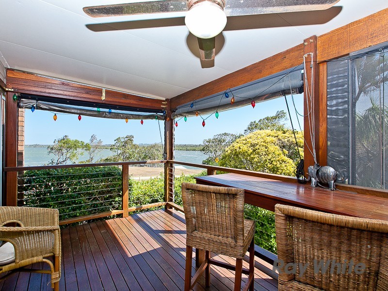 98 Shorncliffe Parade, Shorncliffe QLD 4017