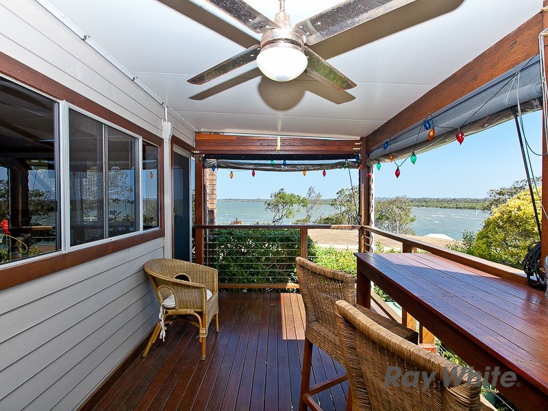 98 Shorncliffe Parade, Shorncliffe QLD 4017