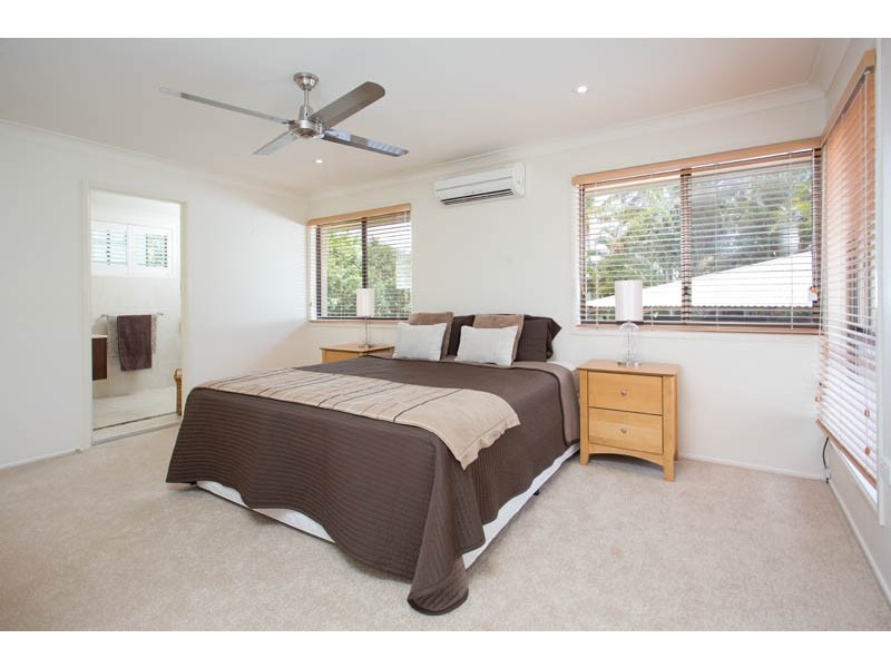 8 Dalwood Street, Carseldine QLD 4034