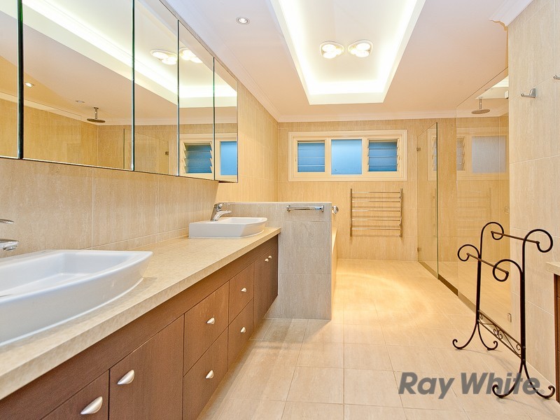 1081 Beams Road, Bridgeman Downs QLD 4035