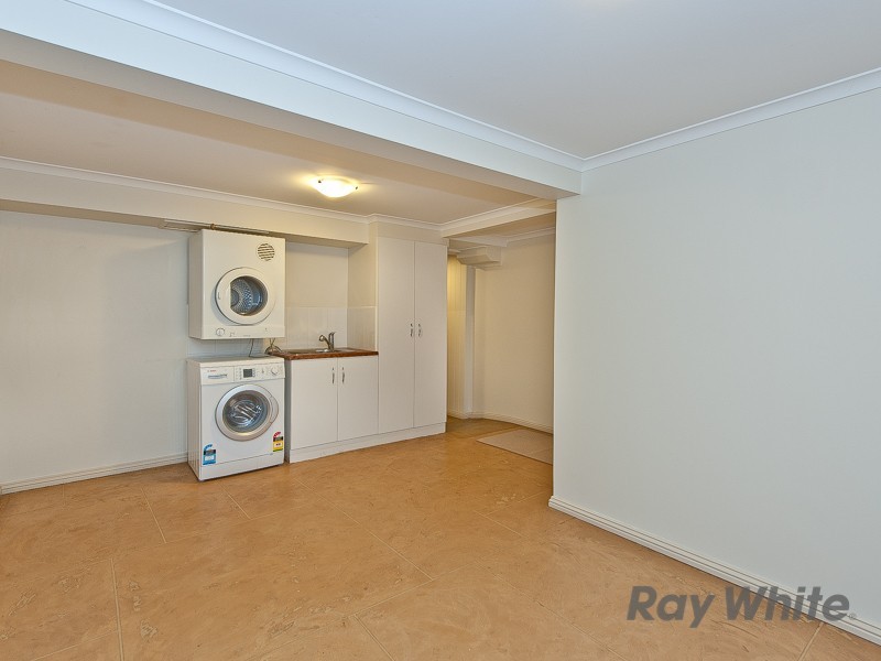 38 Larwill Avenue, Northgate QLD 4013