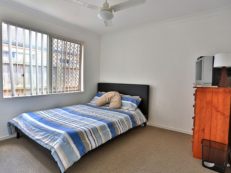 33 Griffen Place, Crestmead QLD 4132