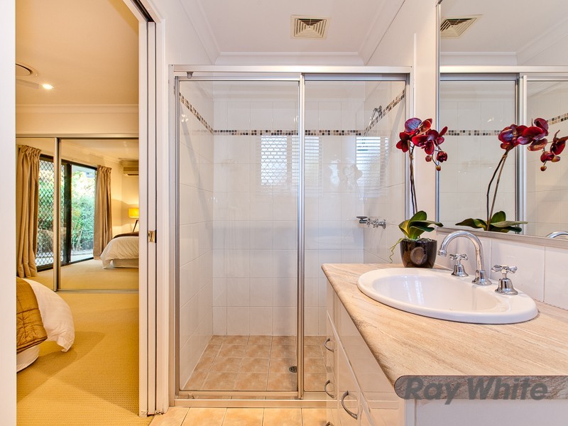 7 Calvary Crescent, Boondall QLD 4034