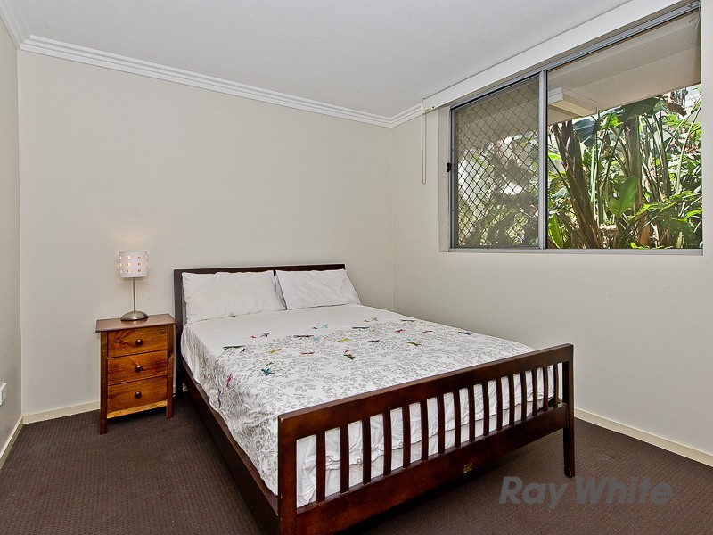 2/219 Tufnell Road, Banyo QLD 4014