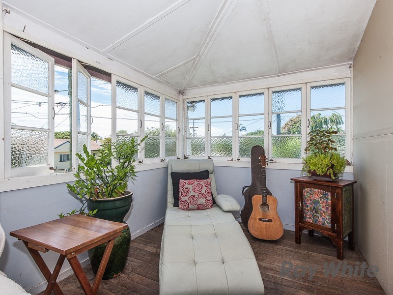 6 Edith Street, Deagon QLD 4017