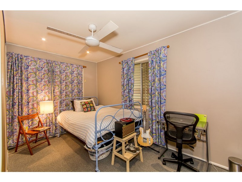 22 Albany Creek Road, Aspley QLD 4034