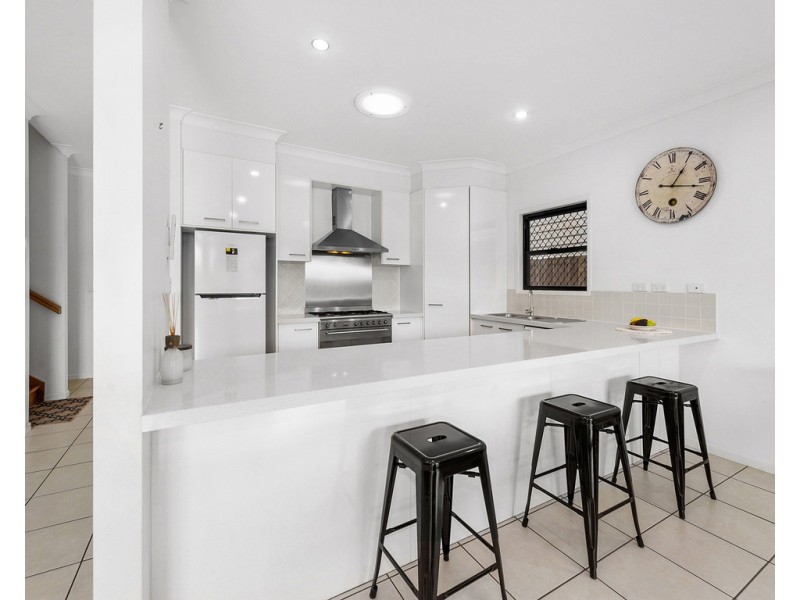 25 Junior Terrace, Northgate QLD 4013