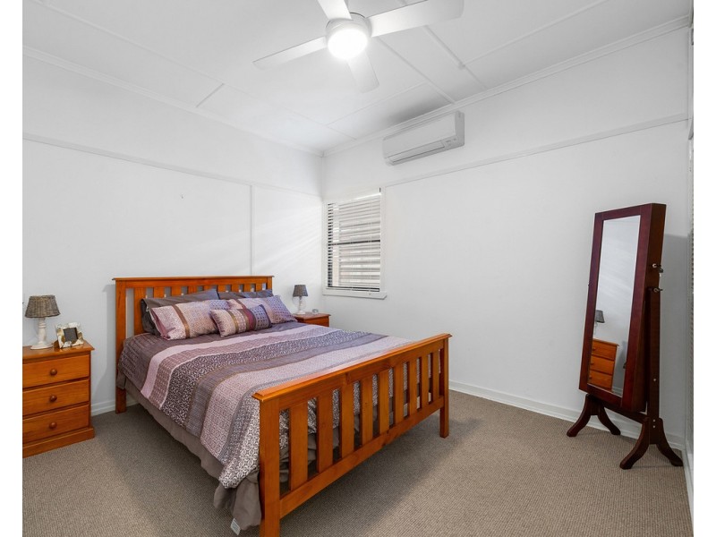 25 Junior Terrace, Northgate QLD 4013