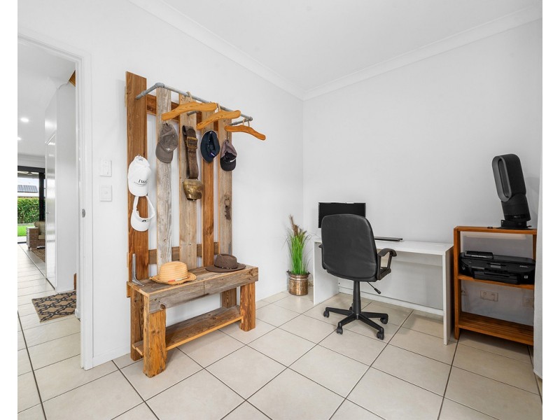 25 Junior Terrace, Northgate QLD 4013