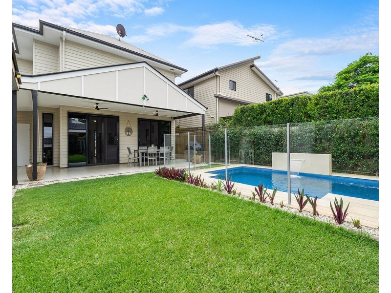 25 Junior Terrace, Northgate QLD 4013