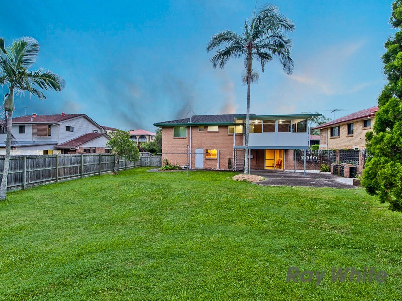 38 Long Street, Camp Hill QLD 4152